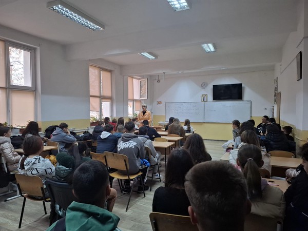 Specialiştii Centrului de Prevenire, Evaluare și Consiliere Antidrog Constanța au desfășurat activități de informare, educare și conștientizare