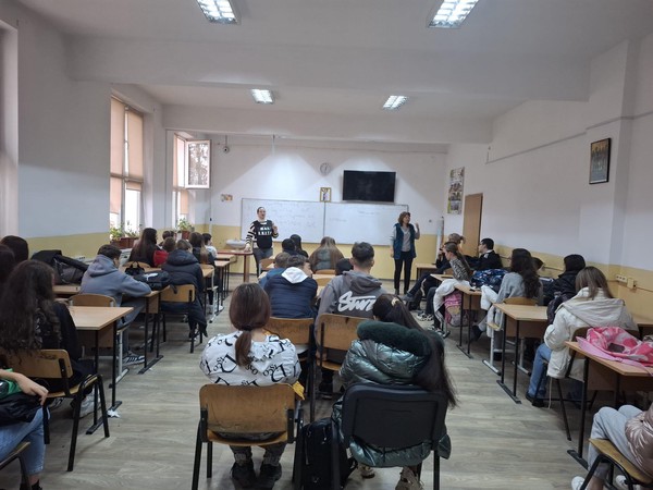 Specialiştii Centrului de Prevenire, Evaluare și Consiliere Antidrog Constanța au desfășurat activități de informare, educare și conștientizare