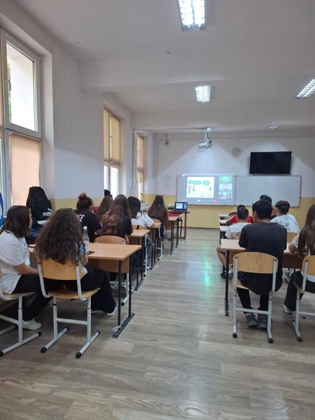🏦Să vorbim despre bani și bănci