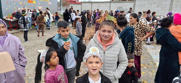 🍂 Festivalul Toamnei la Școala Gimnazială Făurei 🍎