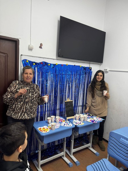 Elevii clasei pregătitoare D de la Școala gimnazială nr. 1 Făurei, au descoperit în cadrul activității extracurriculare de astăzi, salepul, o băutură caldă, specifică sezonului rece.