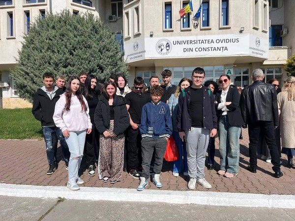 Liceul Tehnologic Băneasa a participat la cea de-a II-a ediție a târgului EduCAMPUS 2026, un eveniment dedicat orientării școlare și profesionale a elevilor.